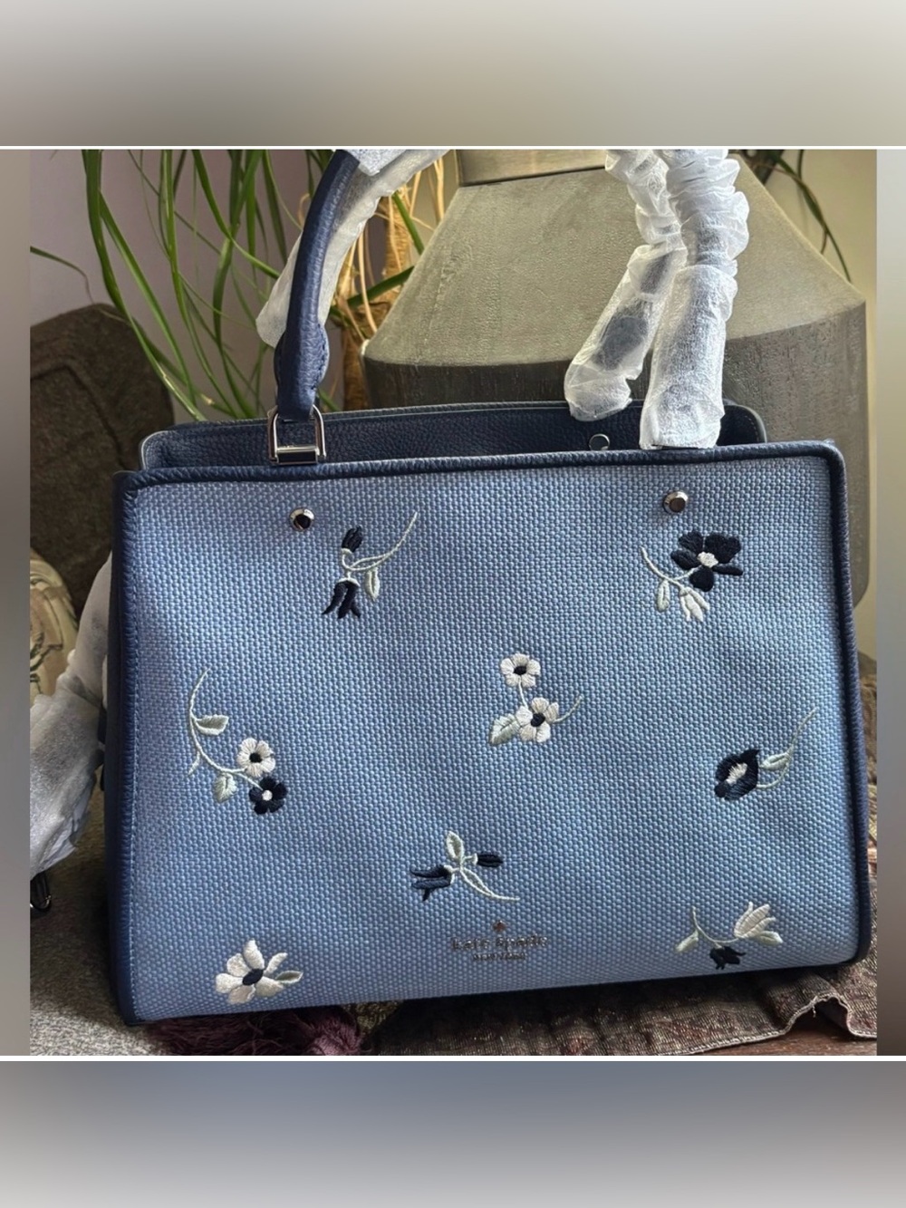 Authentic KATE SPADE floral Thick Canvas/pebbled leather 3 compart. Satch/crosby